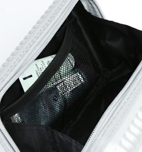 내부 메쉬 포켓