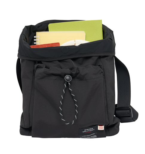 넉넉한 메인 수납 공간